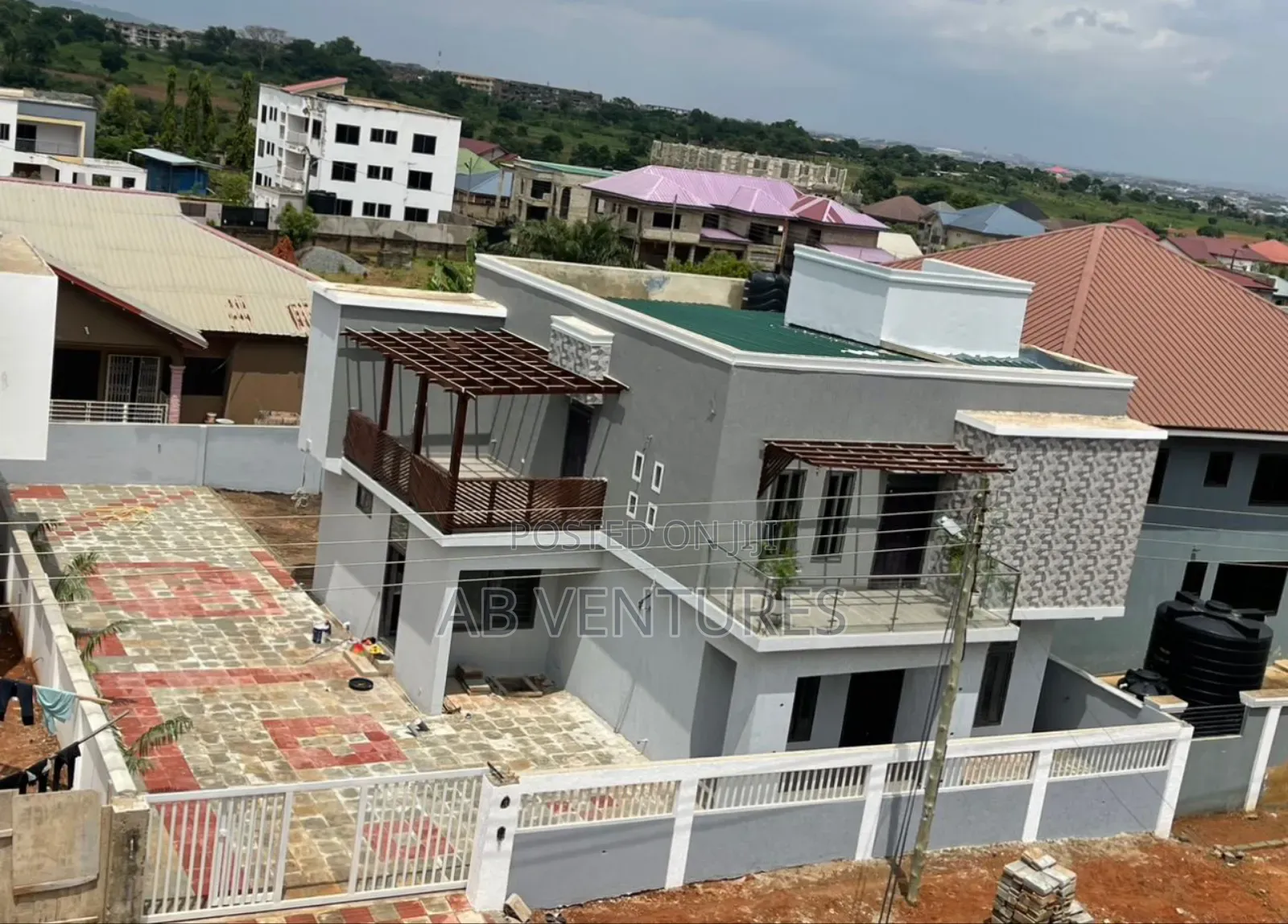 Furnished 4bdrm Apartment in Mr Andrews Real, Oyarifa for sale