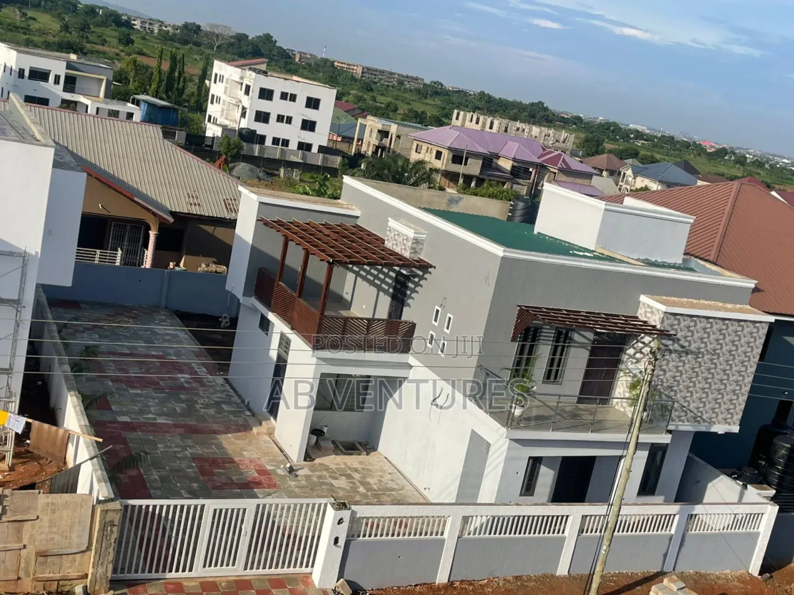 Furnished 4bdrm Apartment in Mr Andrews Real, Oyarifa for sale