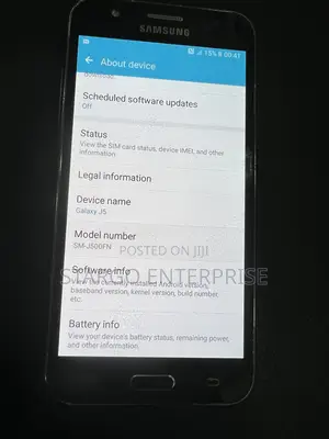 Samsung Galaxy J5 8 GB Black