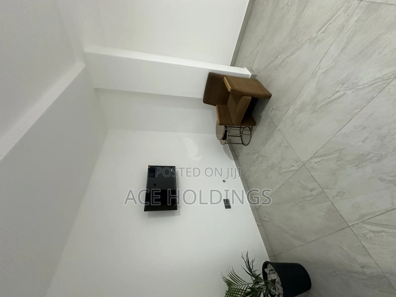 Furnished 1bdrm Apartment in Botwe for rent