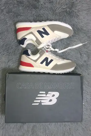 Sneaker-Newbackdate
