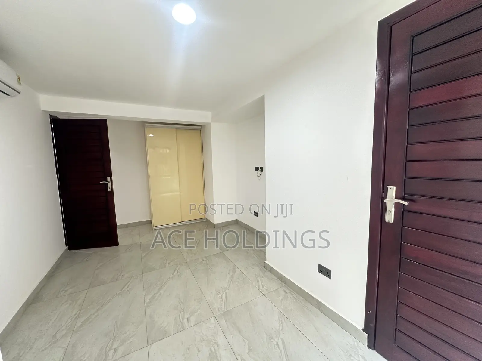 2bdrm Apartment in Ashale Botwe for rent