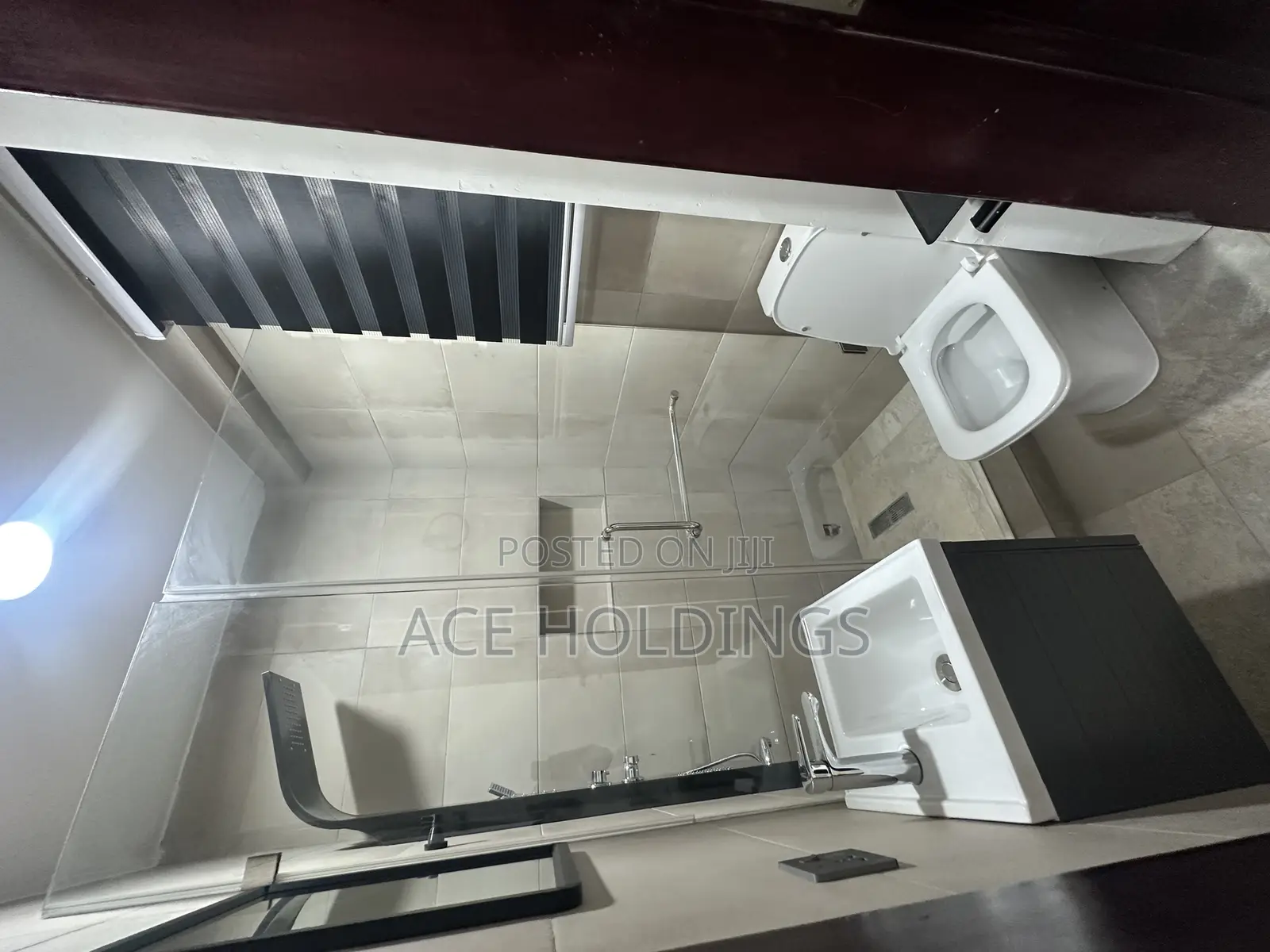 2bdrm Apartment in Ashale Botwe for rent