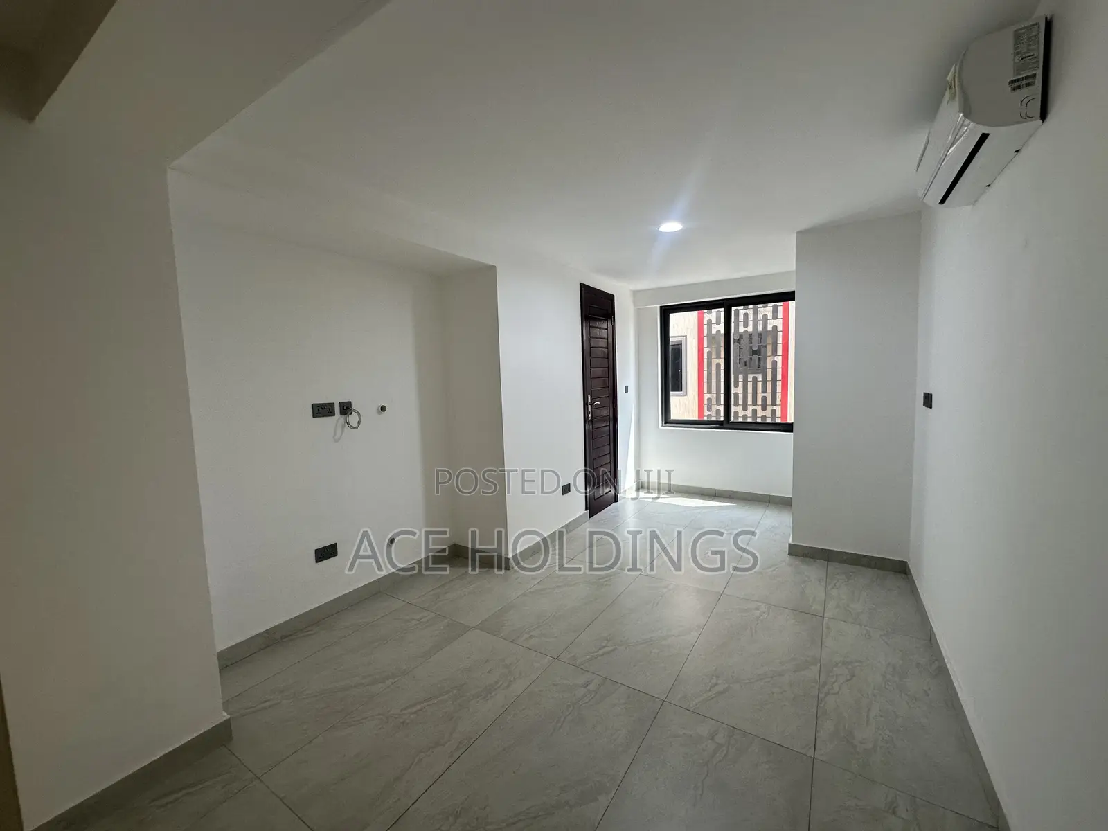 2bdrm Apartment in Ashale Botwe for rent