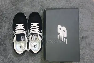 Sneaker-Newbackdate