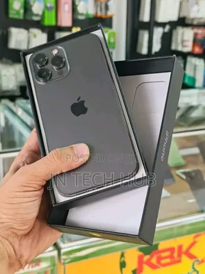 New Apple iPhone 13 Pro 256 GB Black