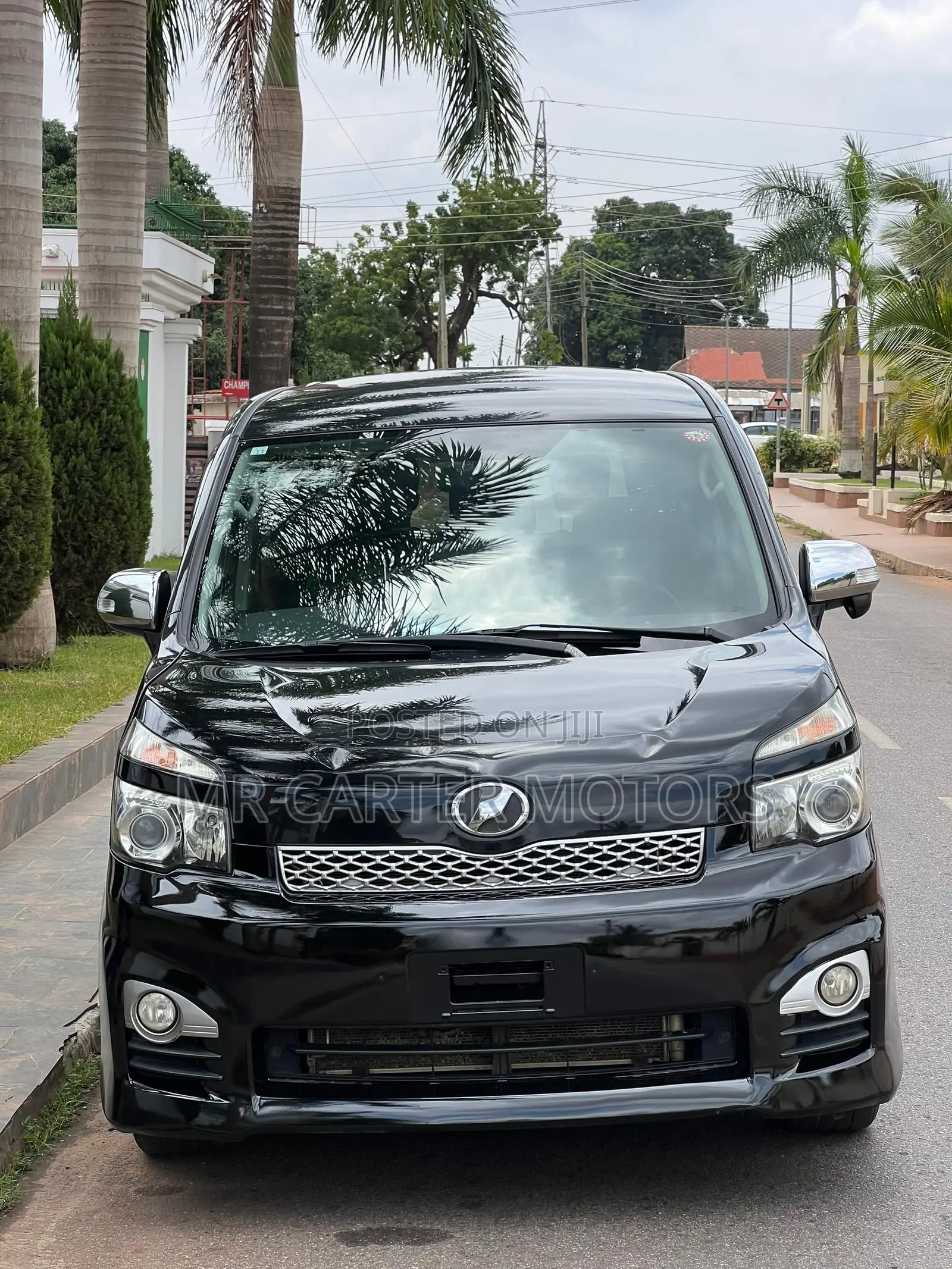 Toyota Voxy 2013 Black