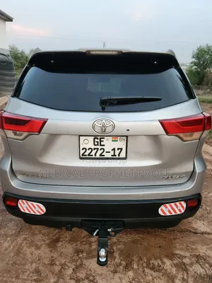 Toyota Highlander Limited 4dr SUV AWD (3.5L 6cyl 6A) 2015 Gray
