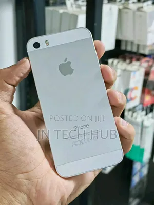 Apple iPhone SE 128 GB Gray