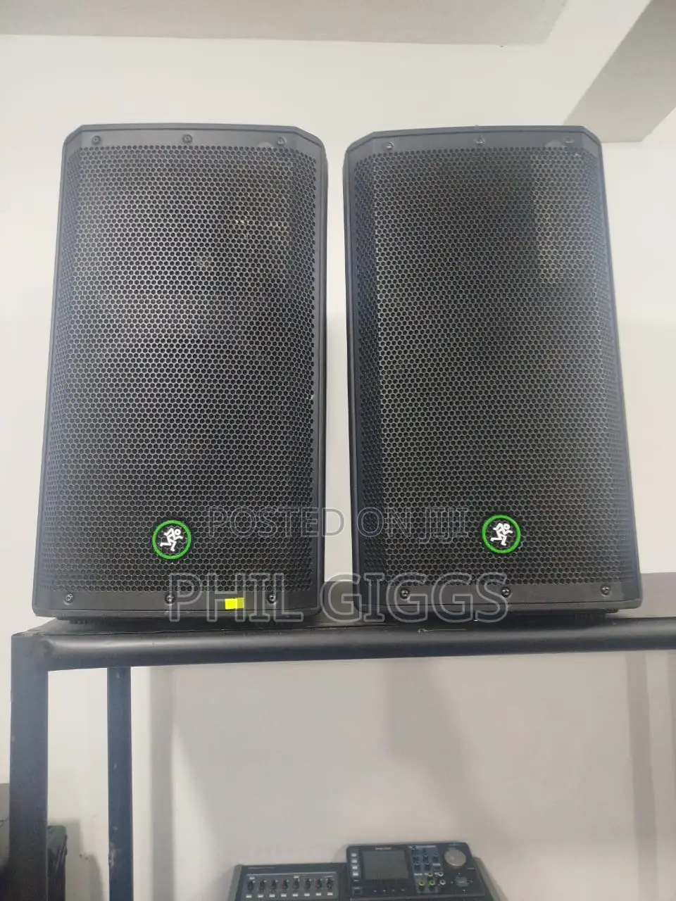 Mackie Thumb Active Speaker 12” 15”