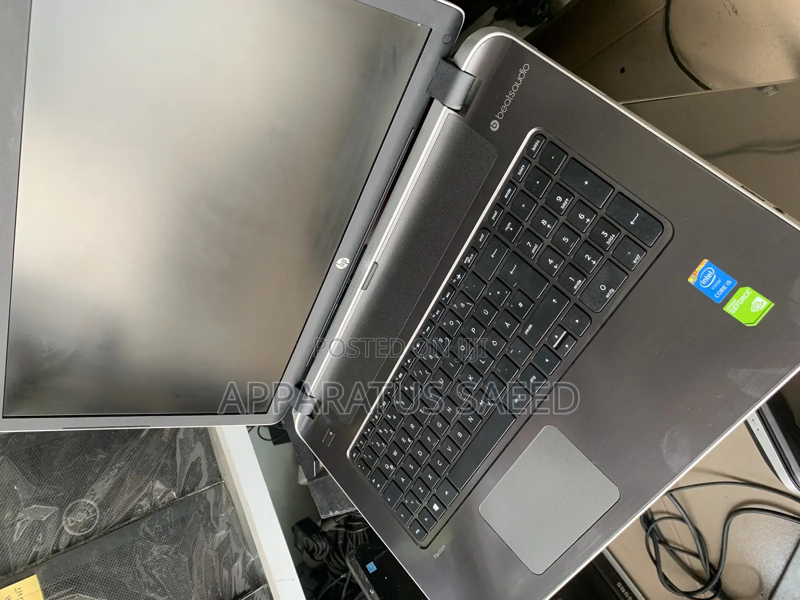 Laptop HP Pavilion 17 8GB Intel Core i5 HDD 1T