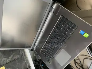 Laptop HP Pavilion 17 8GB Intel Core i5 HDD 1T