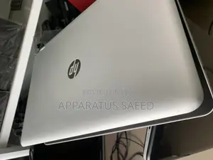 Laptop HP Pavilion 17 8GB Intel Core i5 HDD 1T