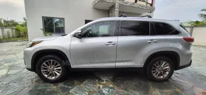 Toyota Highlander Limited Platinum 4x4 V6 (3.5L 6cyl 8A) 2018 Silver
