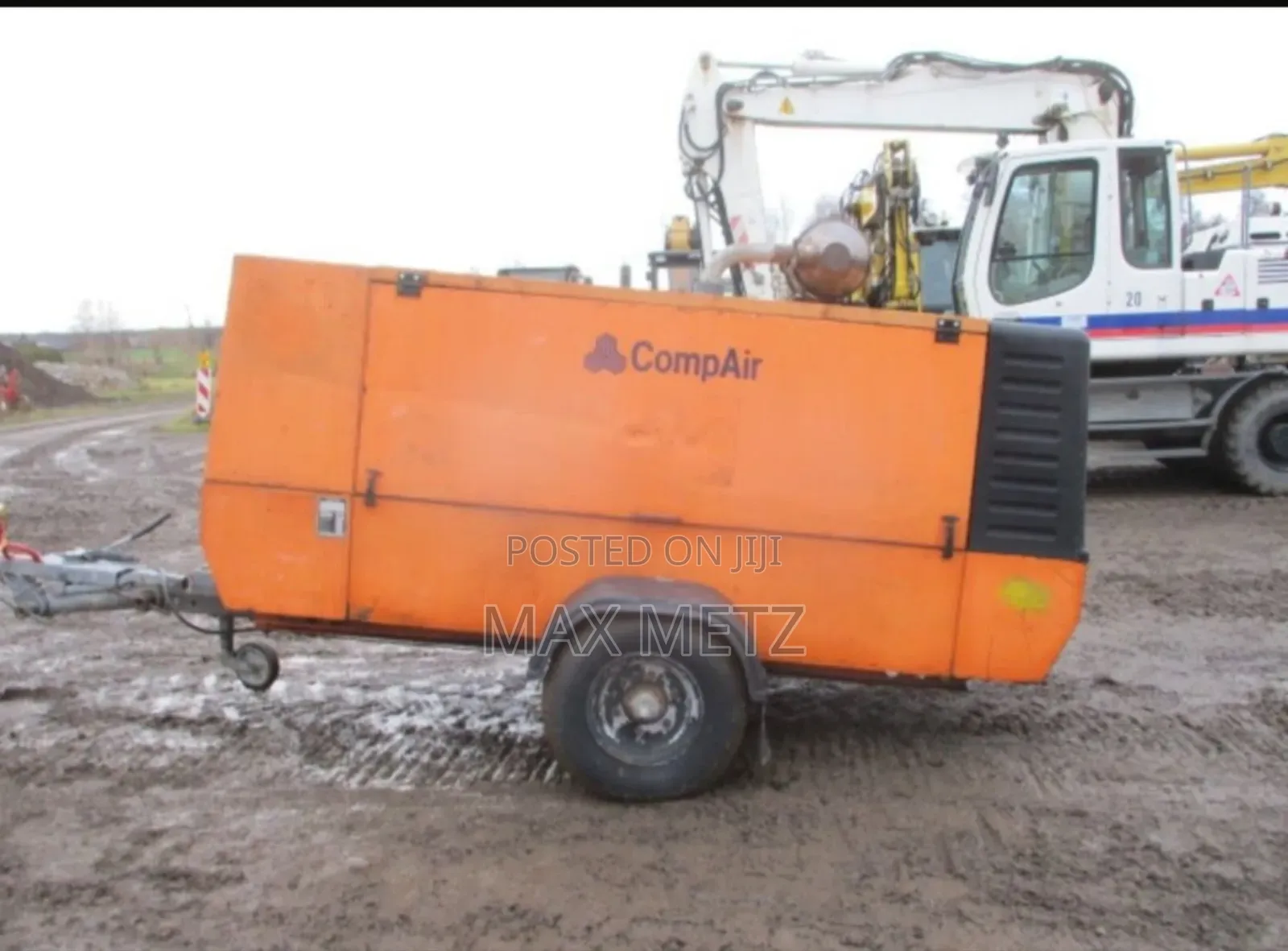 Air Compressor Compair 4 Cylinder, 9 Bar, 470 CFM