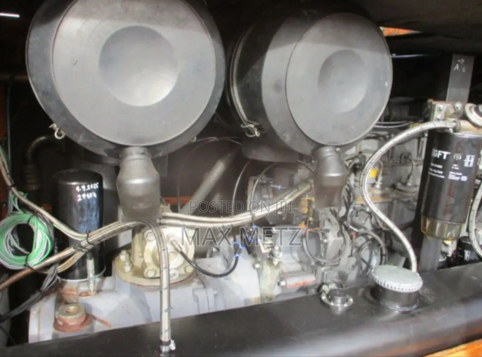 Air Compressor Compair 4 Cylinder, 9 Bar, 470 CFM