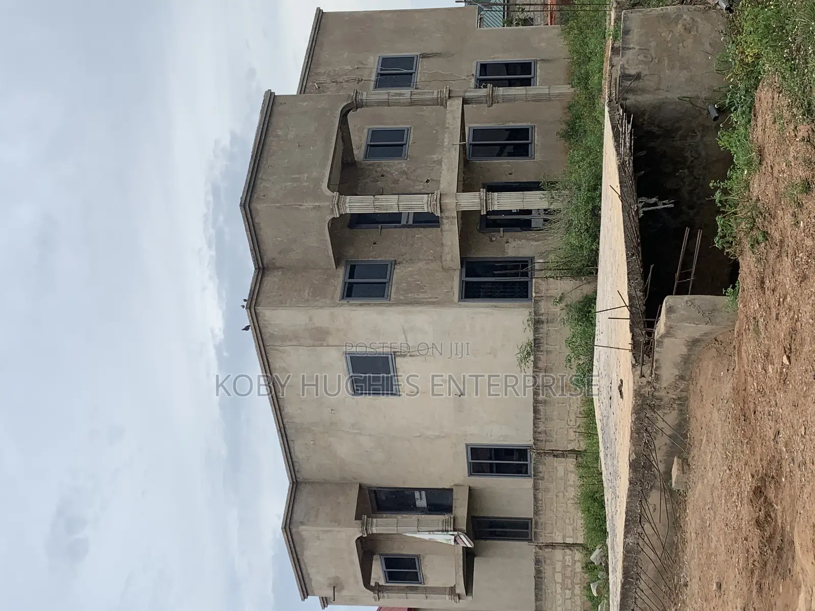 5bdrm House in Adenta for sale