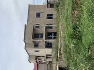 5bdrm House in Adenta for sale