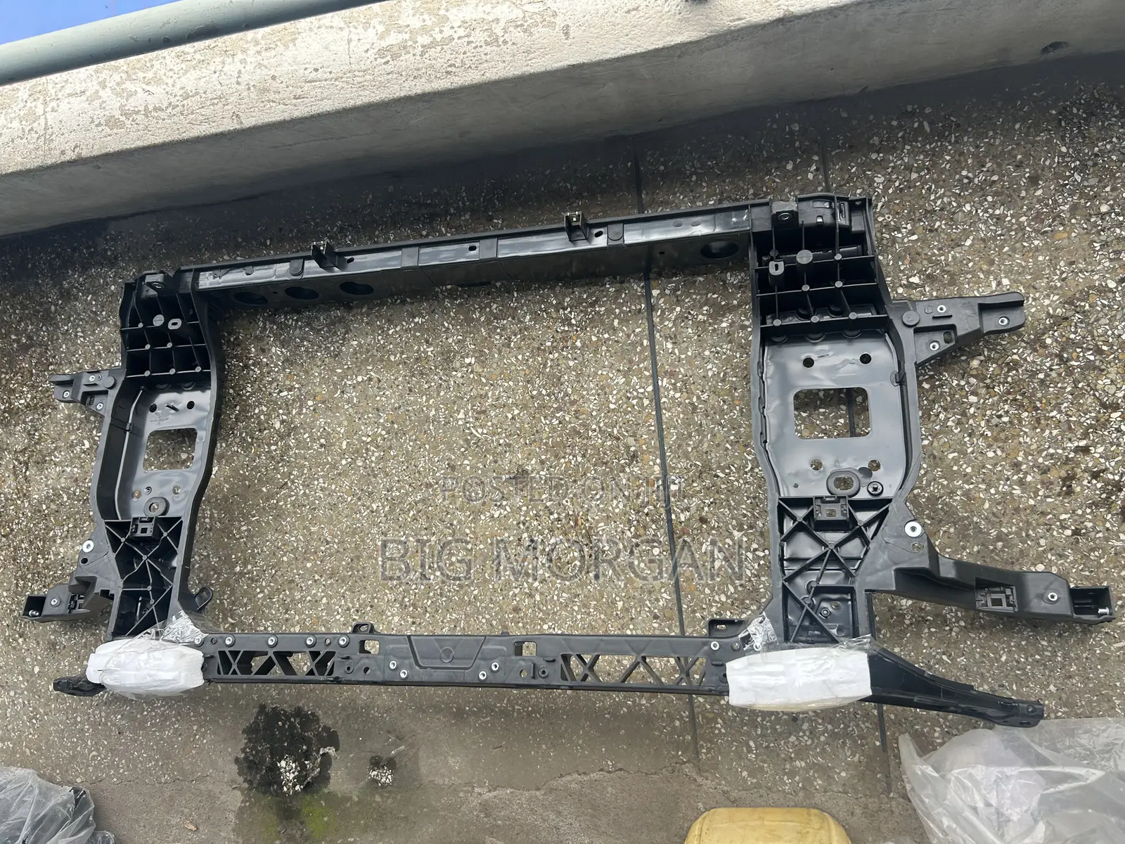 Tucson 2023 Radiator Support