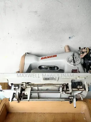 Novum Mark Iii Manual/Electric Sewing Machine