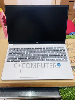 New Laptop HP 15 4GB Intel Core i3 SSD 256GB