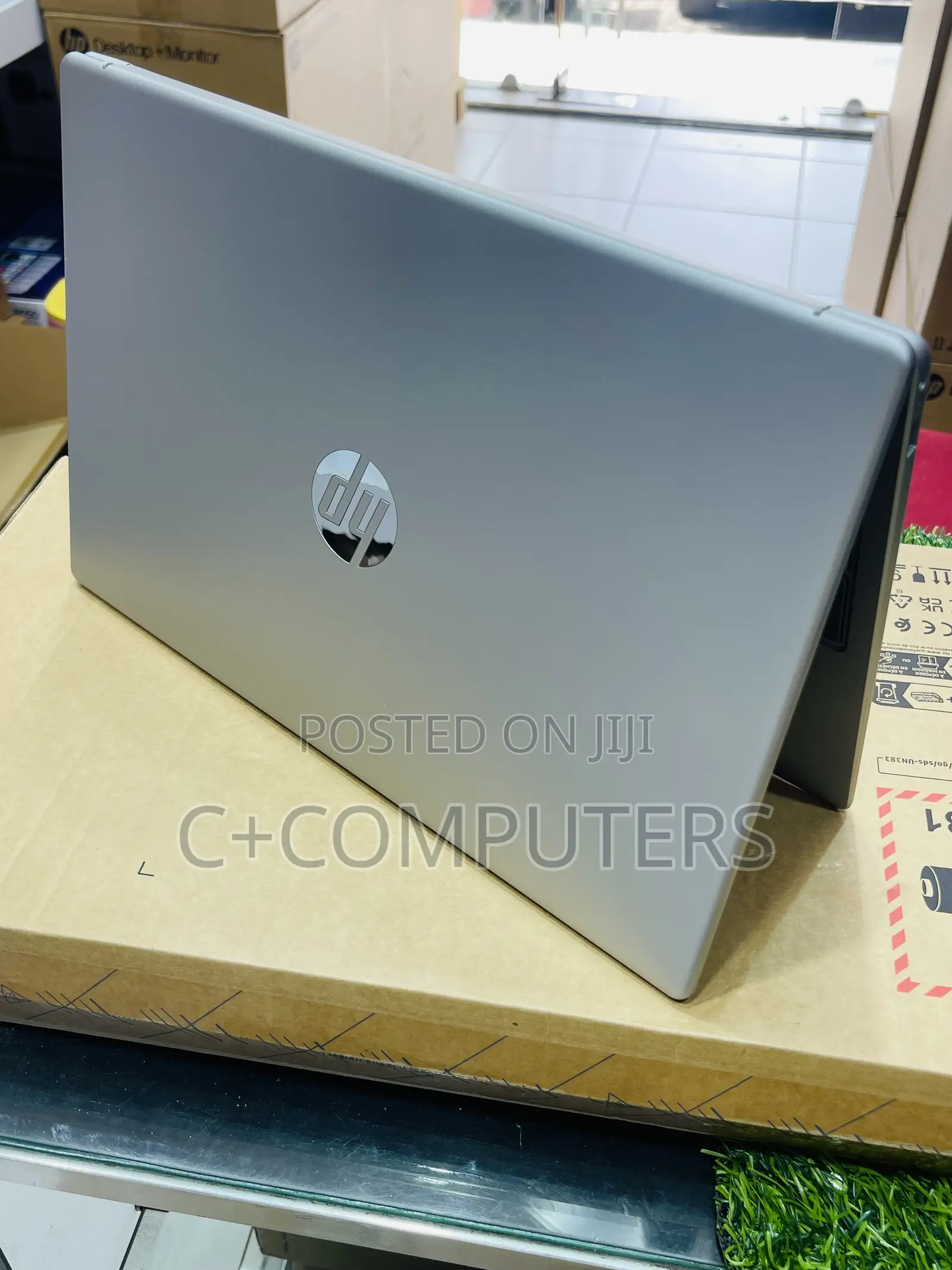 New Laptop HP 15 4GB Intel Core i3 SSD 256GB