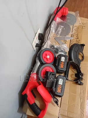 Lawns Mower 96v / 2 Batteries