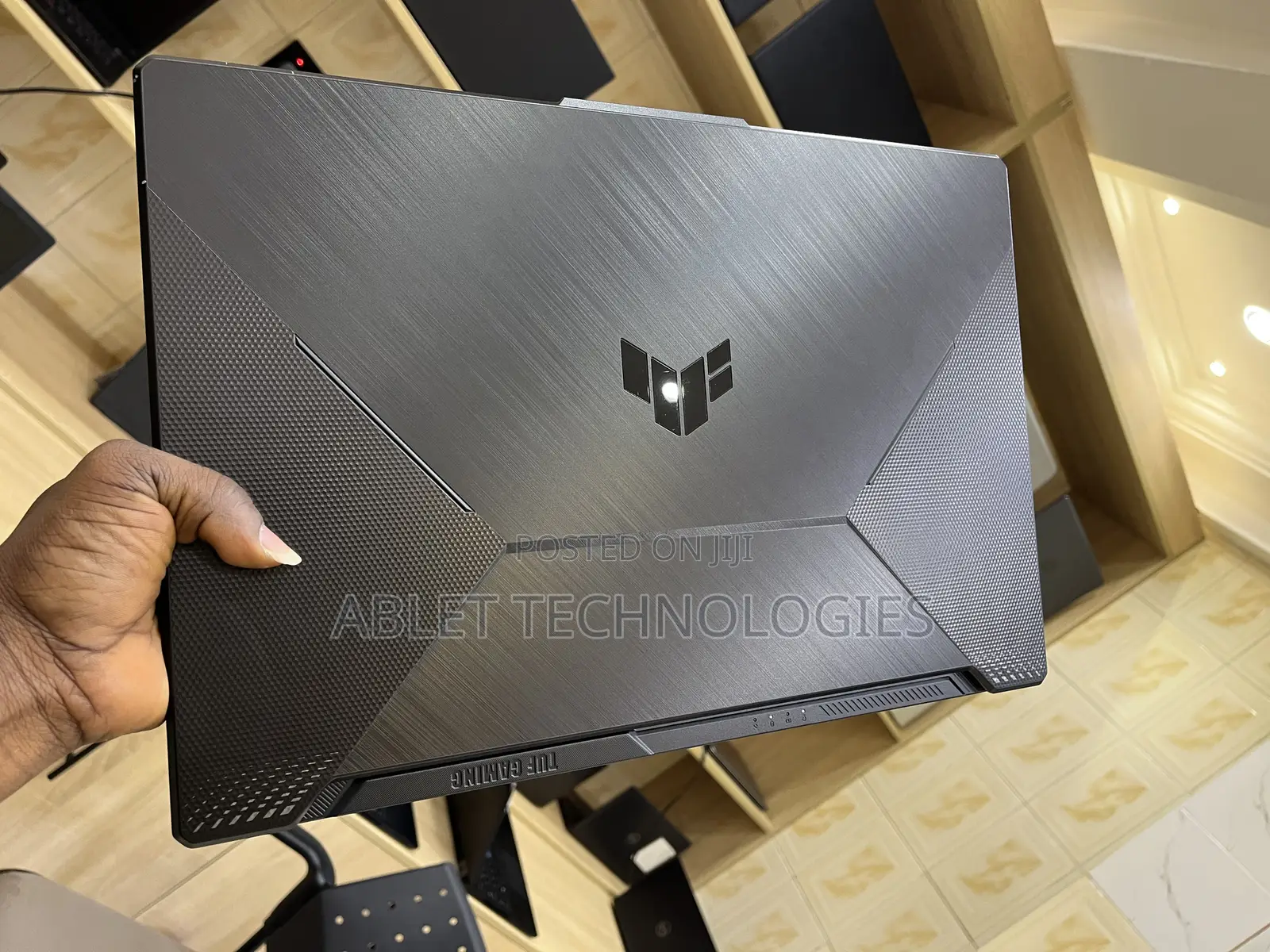 New Laptop Asus TUF Gaming A16 8GB AMD Ryzen 7 SSD 512GB
