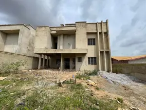 Semi Complete 4 Bedrooms House For Sale @ Abrepo Near Kumasi Girls Shs
