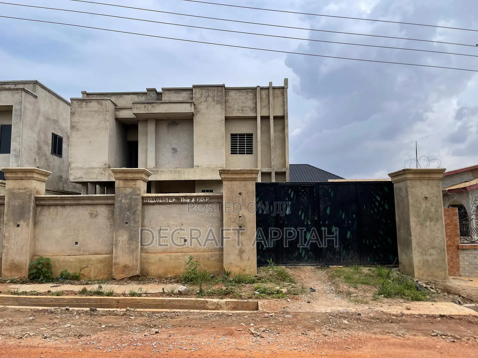 Semi Complete 4 Bedrooms House For Sale @ Abrepo Near Kumasi Girls Shs