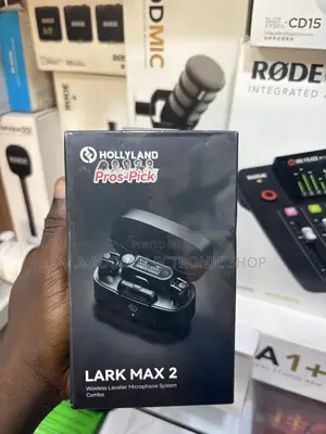 Hollyland Lark Max 2 Wireless Microphone For iPhone/Camera/Android
