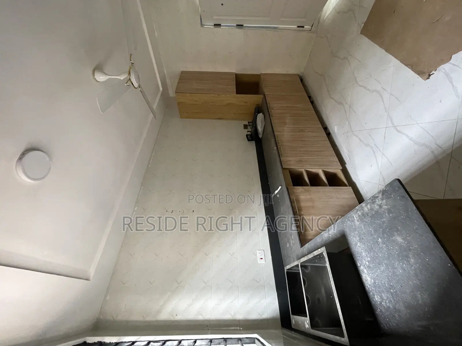 3bdrm House in Acp, Kwabenya for rent