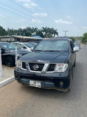 Nissan Navara 2014 Black