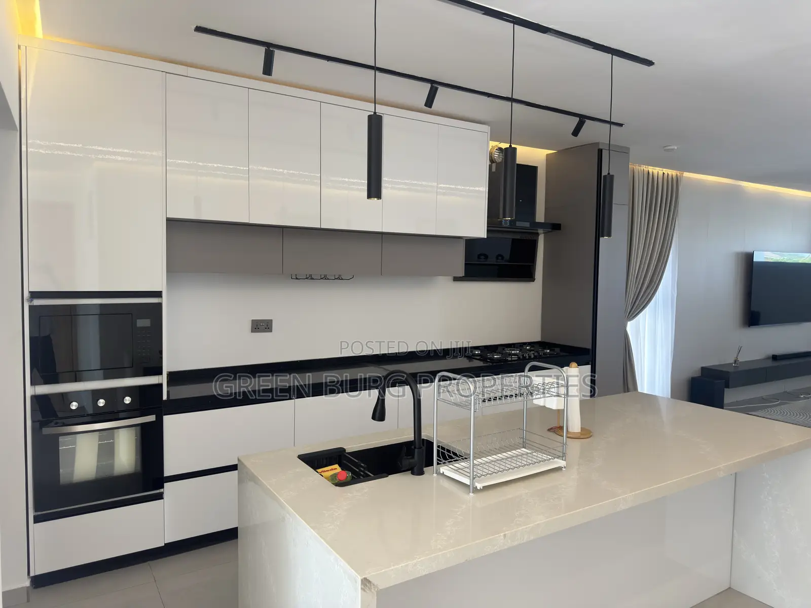 Furnished 5bdrm Mansion in East Legon for sale