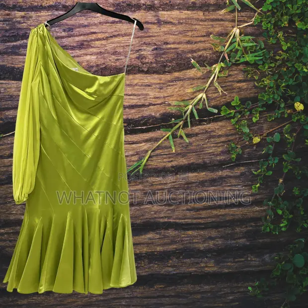 Karen Millen Women's Lime Green Mini Dress Uk 10 for sale - Whatnot  Auctioning  Price: GH 780 on Jiji.com.gh [Nungua]