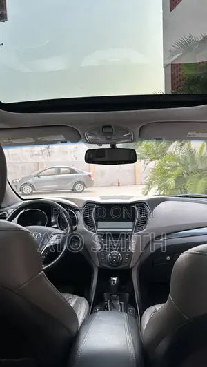 Hyundai Santa Fe 2015 White