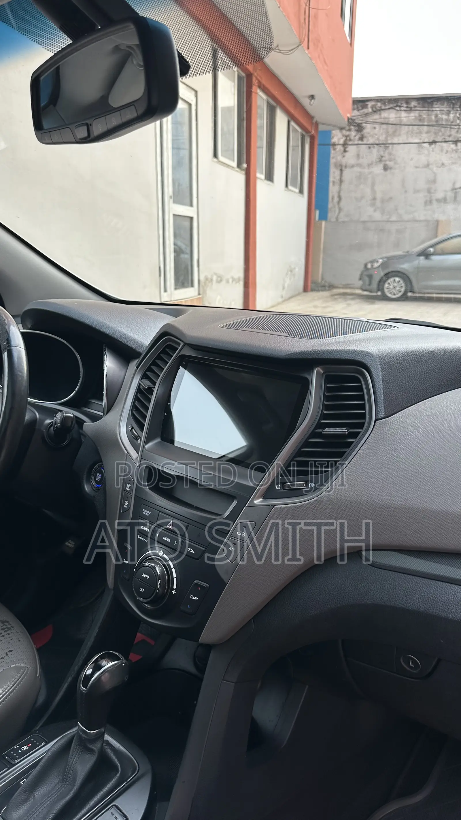 Hyundai Santa Fe 2015 White