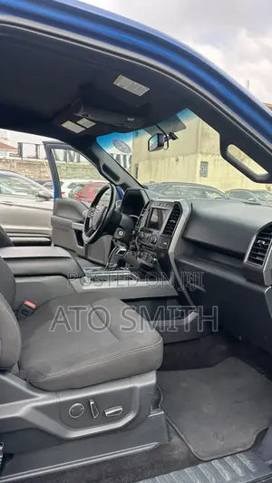 Ford F-150 2018 Blue