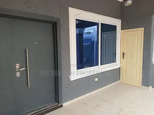 4bdrm House in Spintex Road for rent