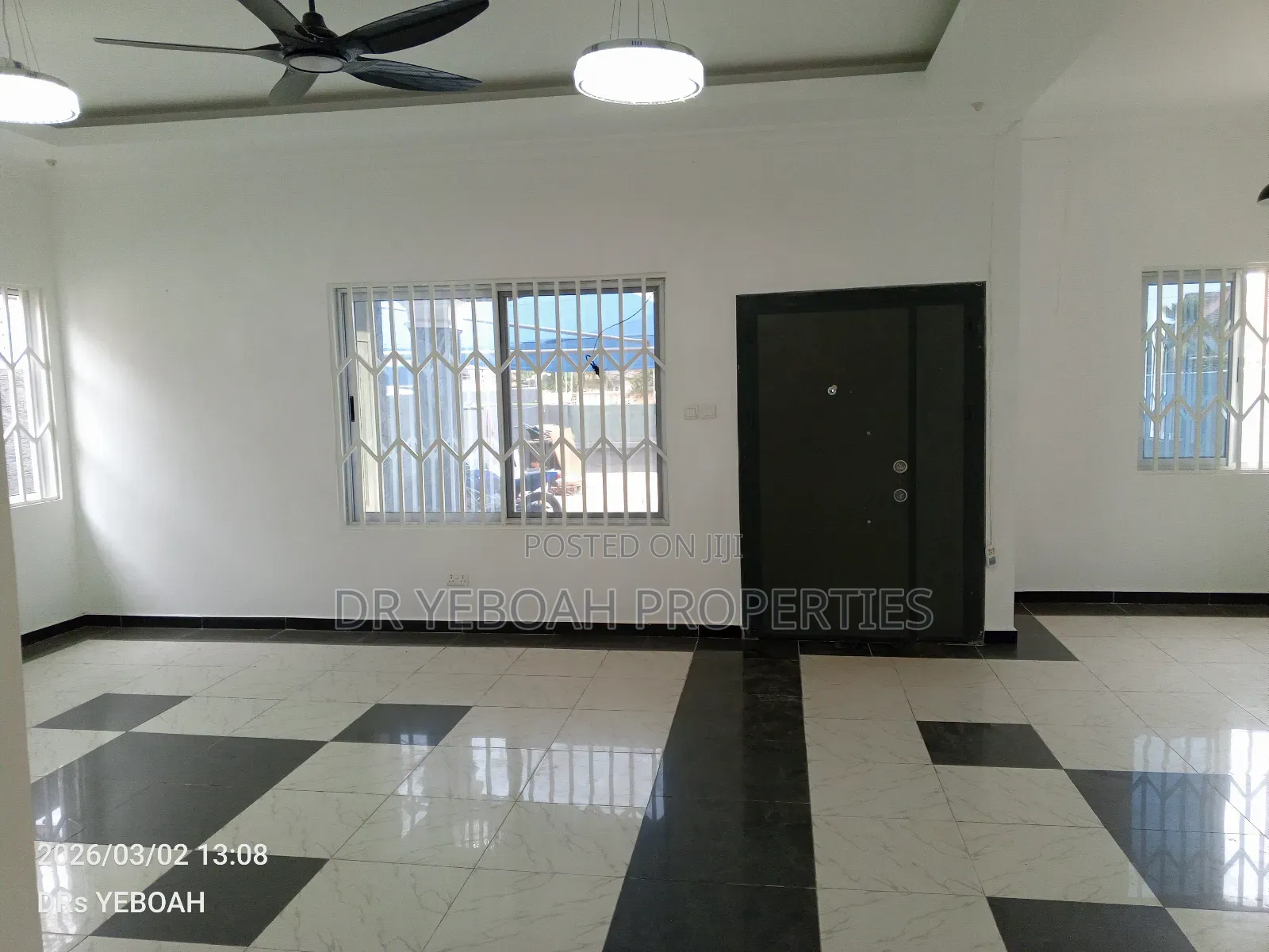 4bdrm House in Spintex Road for rent