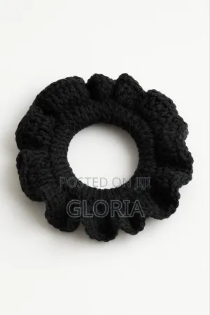 Crocheting Scrunchies