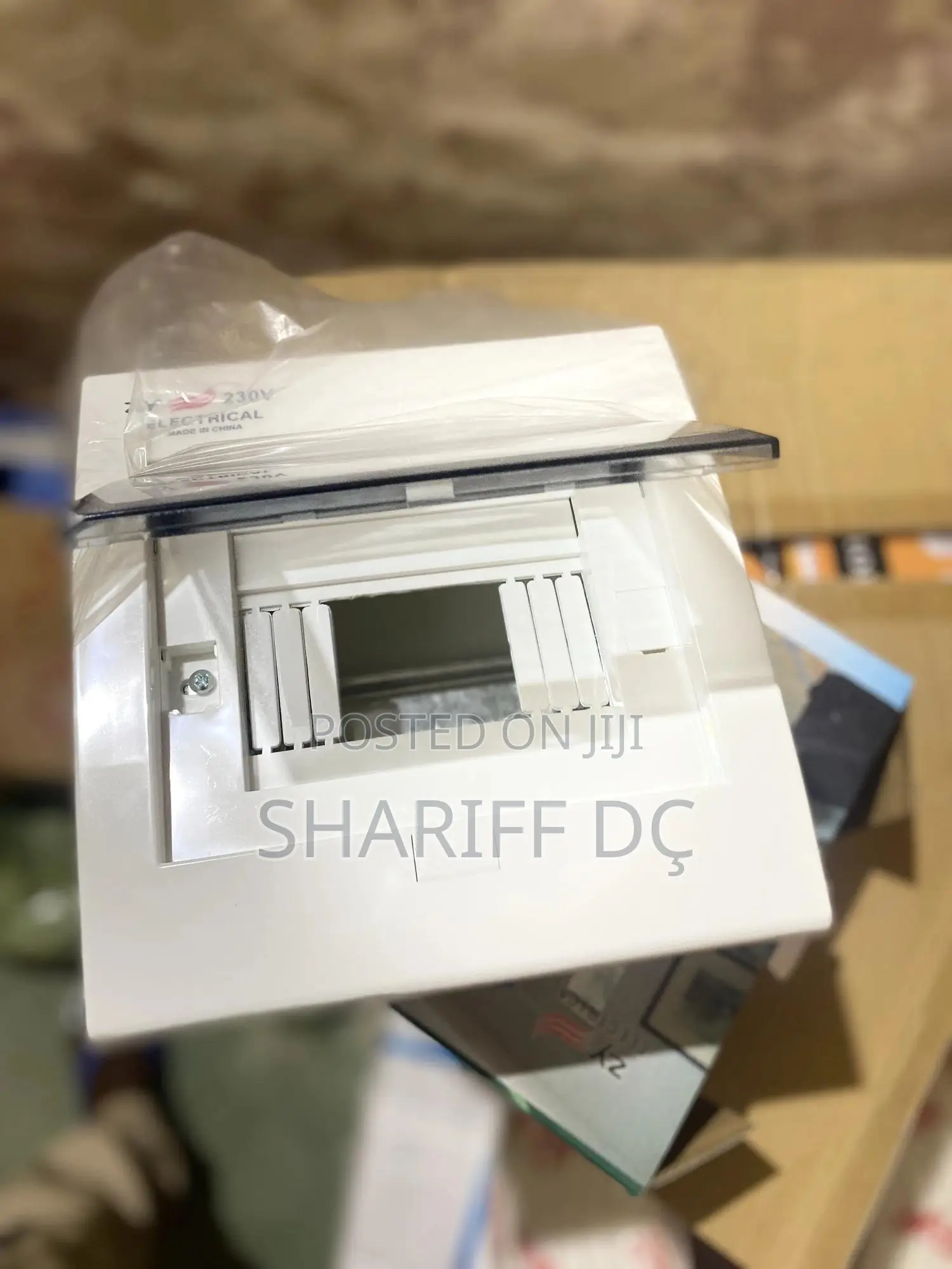 Main Switch Box Plastic 4way