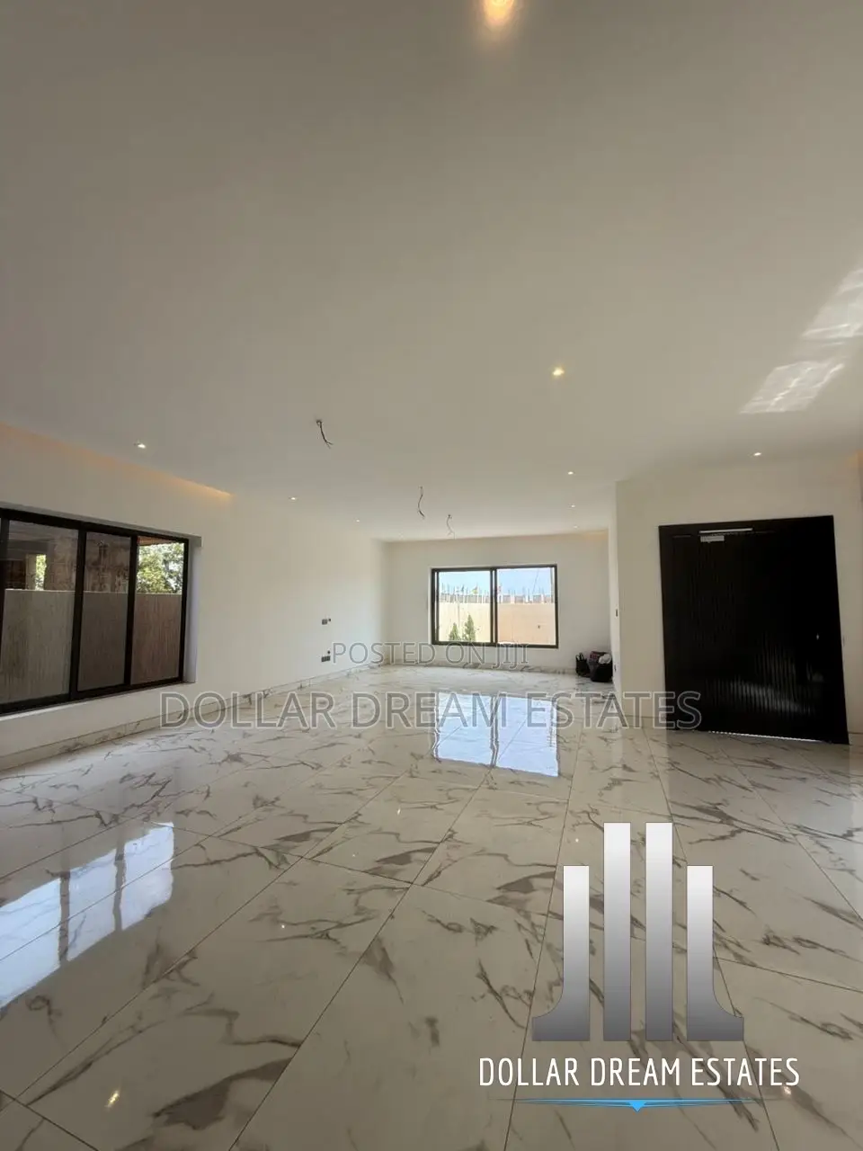 3bdrm House in East Legon for sale