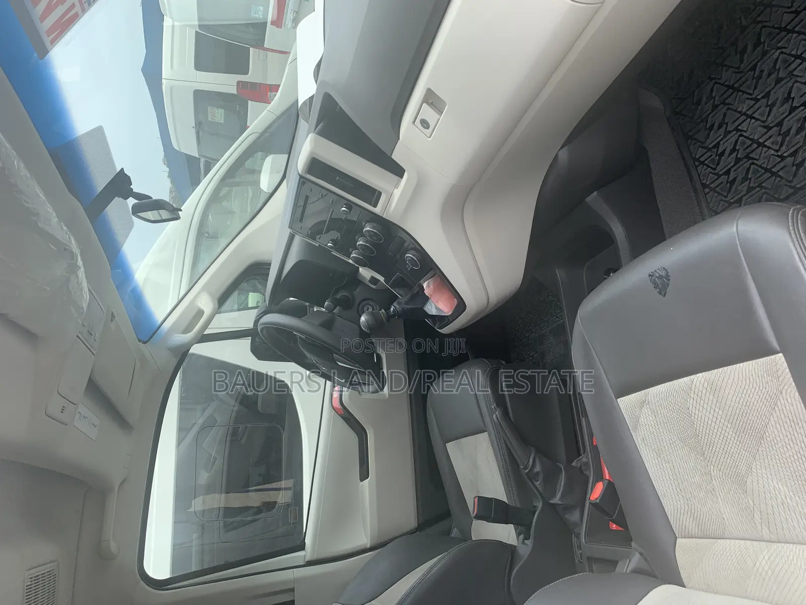New Toyota HiAce 2022 White