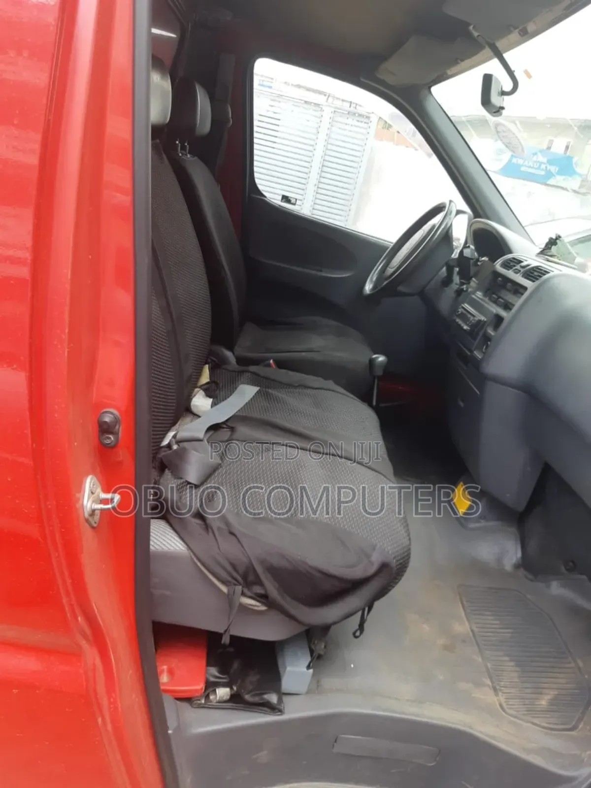 Toyota HiAce 2012 Red