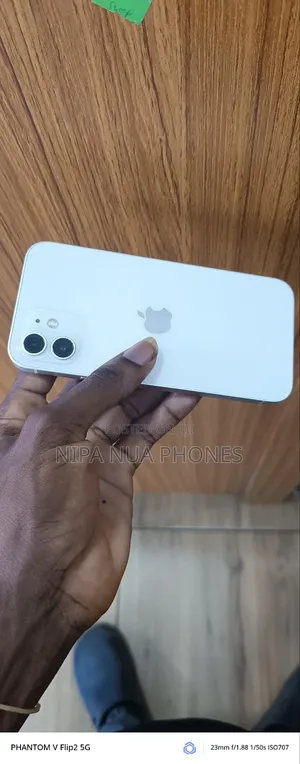 Apple iPhone 12 64 GB White