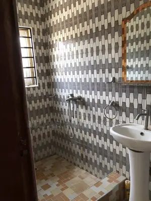 1bdrm House in Old Ashongman for rent