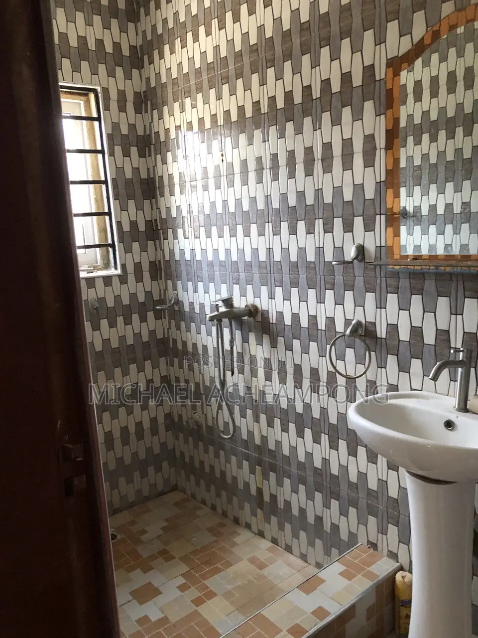 1bdrm House in Old Ashongman for rent
