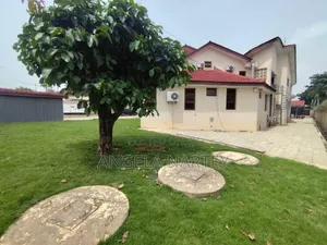 15bdrm House in Ridge for rent