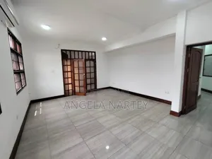 15bdrm House in Ridge for rent